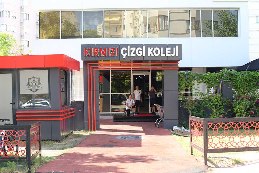 Özel Kırmızı Çizgi Ortaokulu Antalya En İyi Kolej